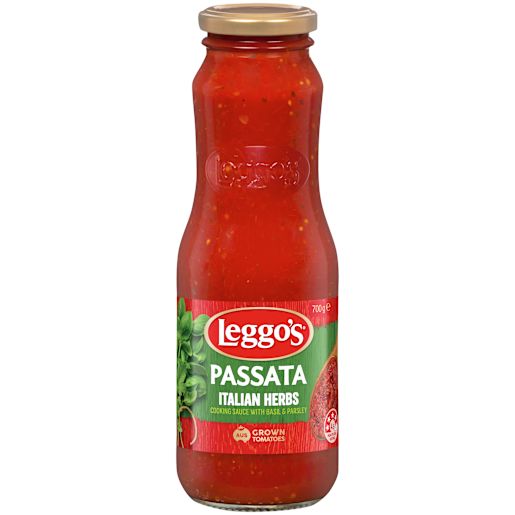 PASSATA ITALIAN HERBS 700GM