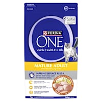 Purina One Adult Mature 7+ Years Chicken Dry Cat Food Bag
