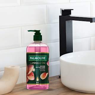 Palmolive Luminous Oils Hand Wash Coconut Oil & Frangipani