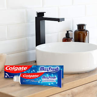 Colgate Max Fresh Cool Mint Toothpaste
