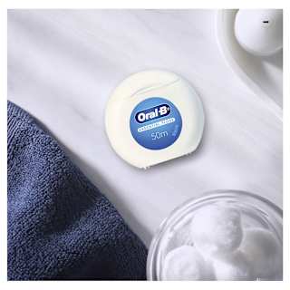 Oral-B Essential Floss Dental Floss 50m