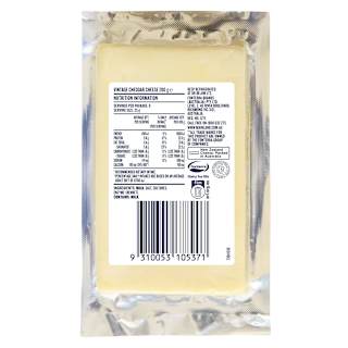 Mainland Vintage Cheddar Cheese Block