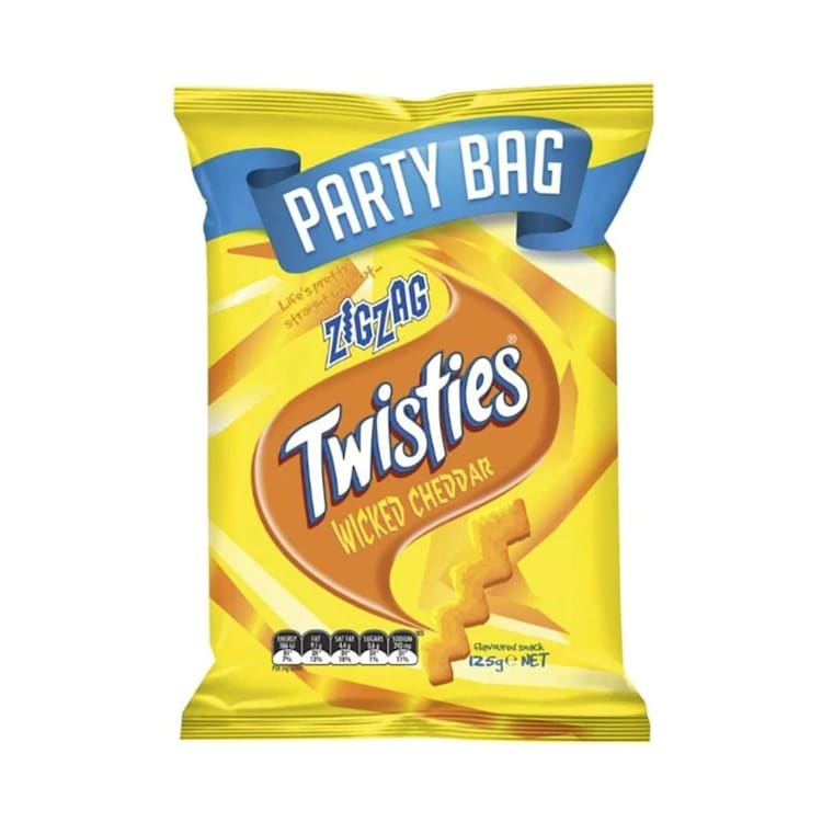 Twisties Zigzag Wicked Cheddar