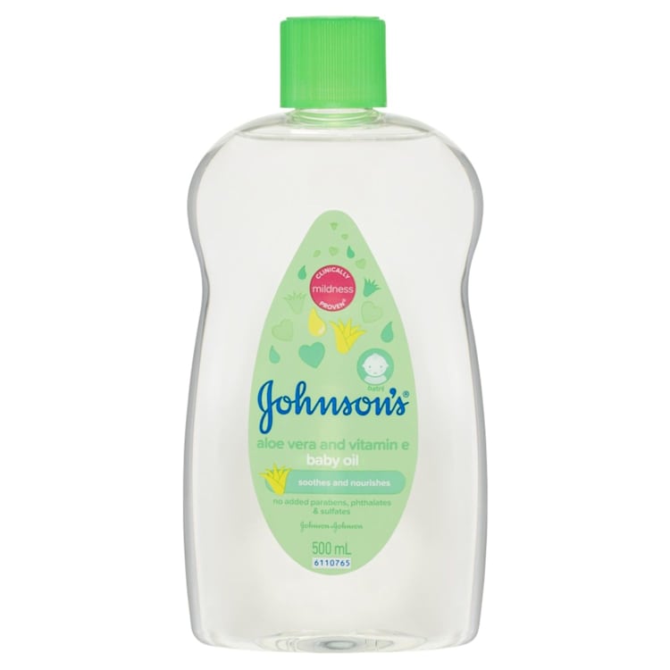 Johnson's Baby Oil With Aloe Vera & Vitamin E