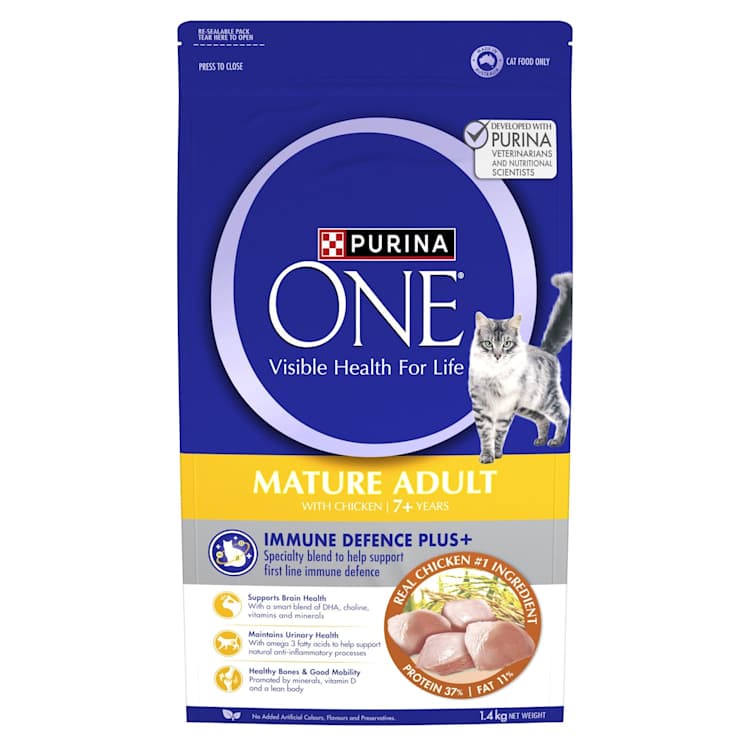 Purina One Adult Mature 7+ Years Chicken Dry Cat Food Bag