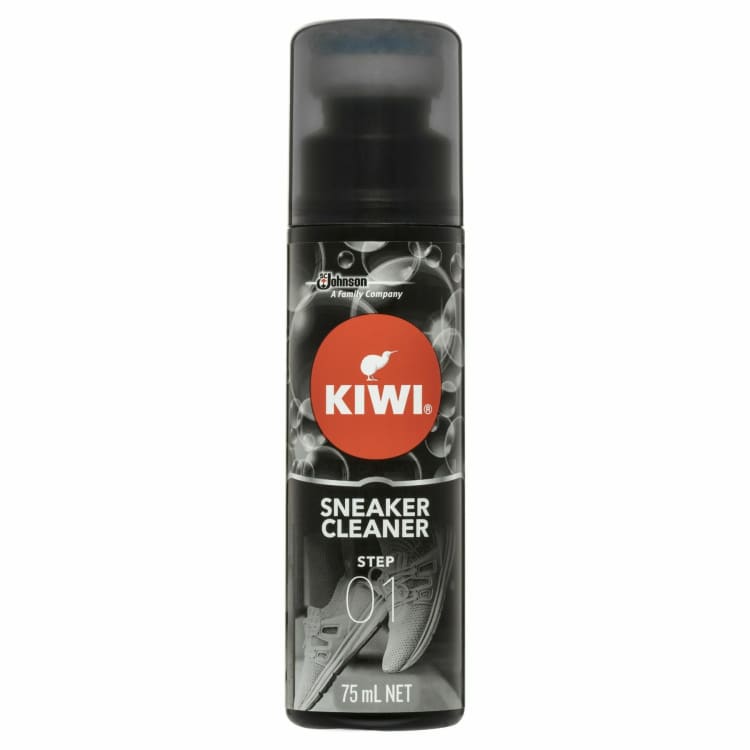 Kiwi Sneaker Cleaner Step 01