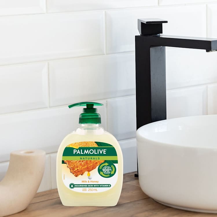 Palmolive Naturals Liquid Hand Wash Soap Pump Milk & Honey