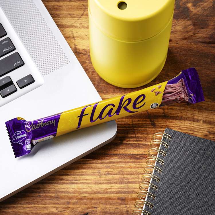 Cadbury Flake Chocolate Bar